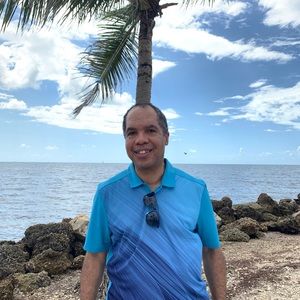 Meet your Posher, Shawn